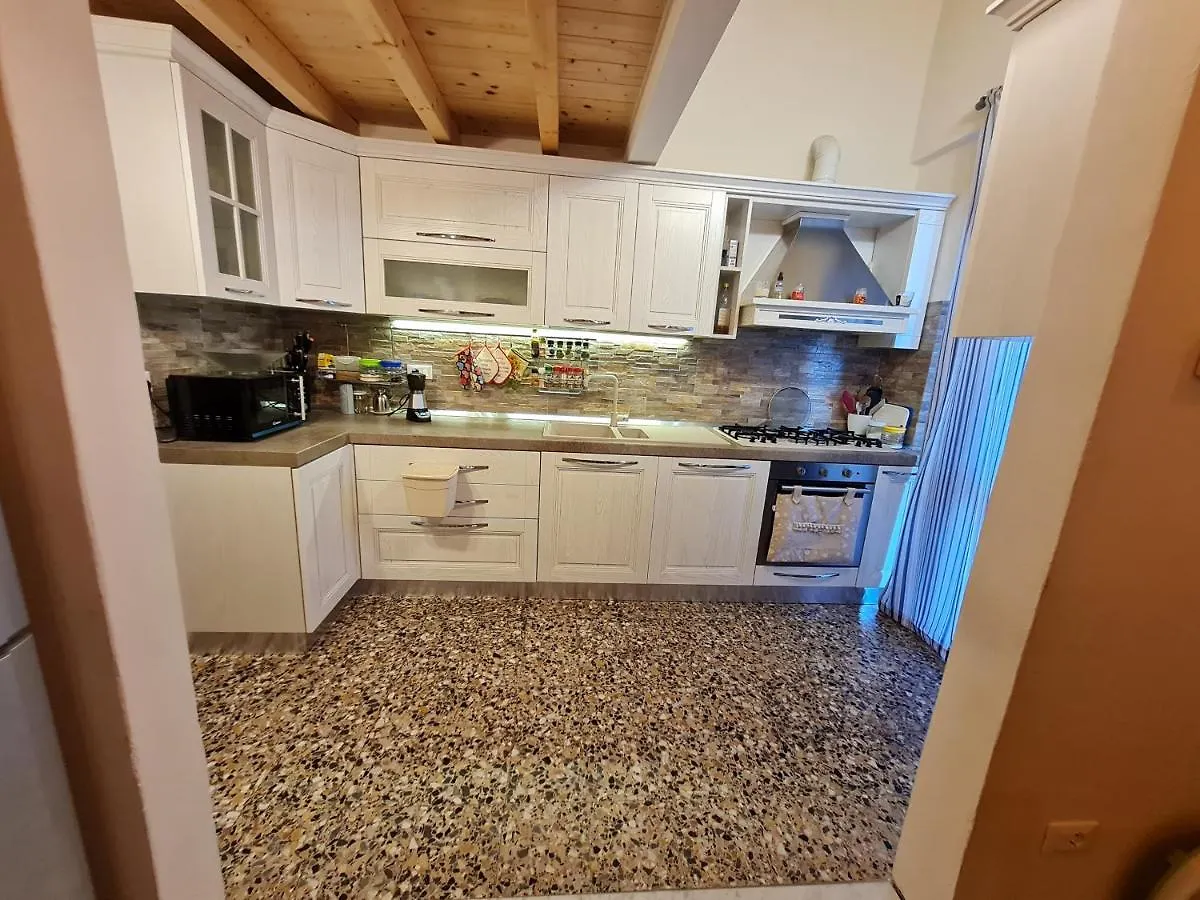 Mg Casa Vacanze Βίλα Torre del Lago Puccini 0*,  Ιταλία